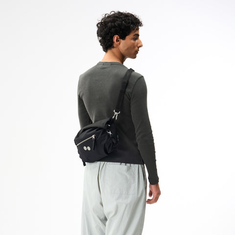 AKSEL CROSSBODY BAG