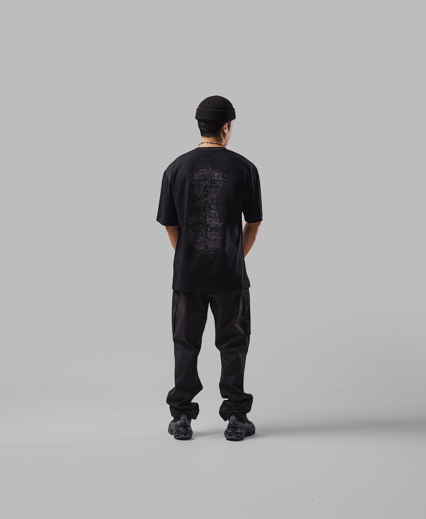 BLACK MUD FOOT PRINT SHIRT