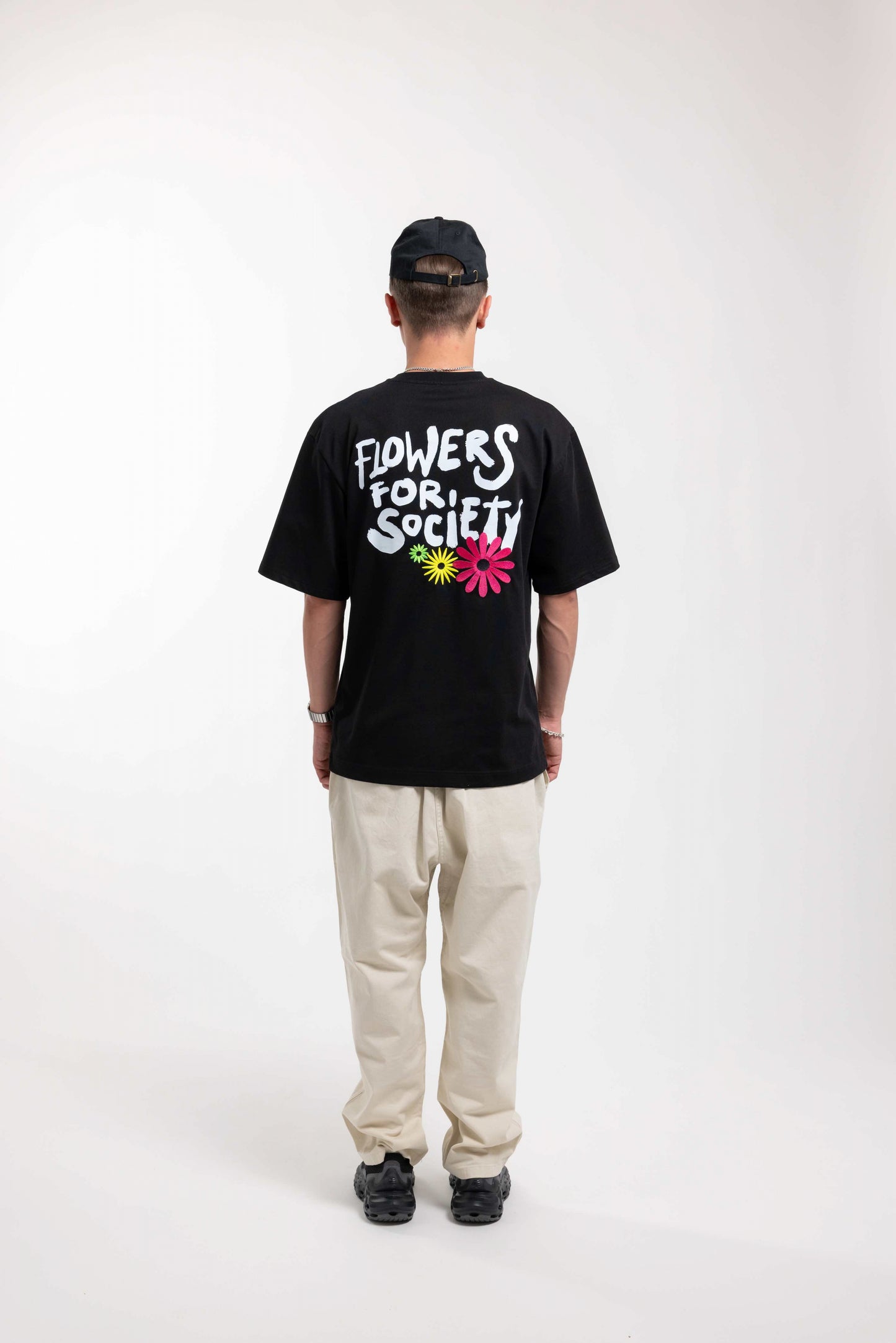 FLOWERS TSHIRT BLACK